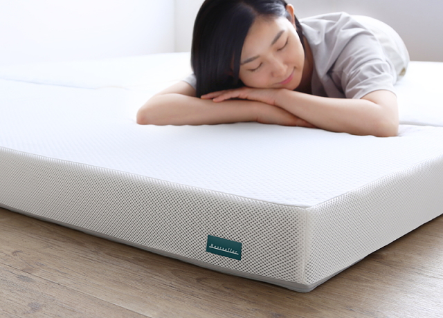 【CospaSleep 三つ折りマットレス敷布団】ベストセラーモデル 【デザインアイボリー】