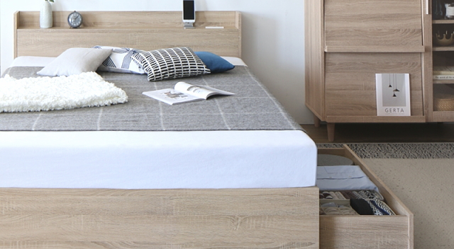 フレームカラー：シナモングレージュ